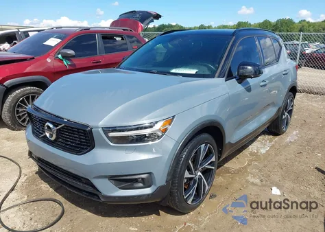 2021 Volvo Xc40 T5 R-Design from USA, damaged, VIN YV4162UM5M2470656